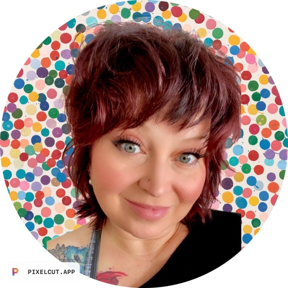 Meet your Posher, Jessica - Picture 1 of 1